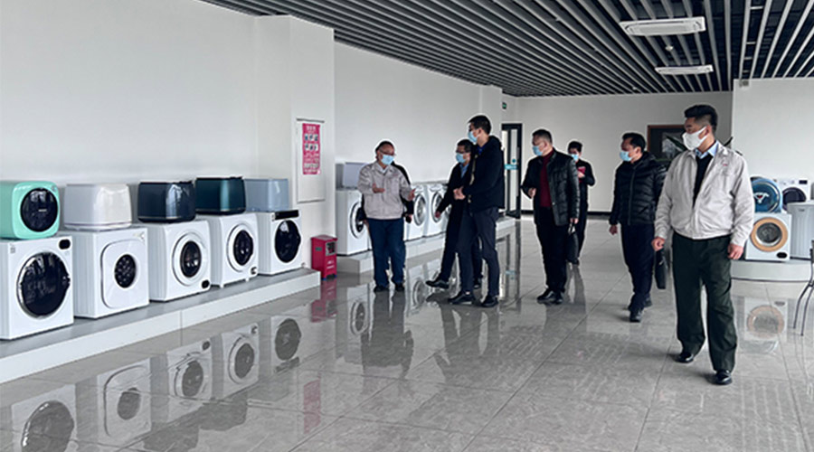 分享交流！鶴山市領(lǐng)導(dǎo)以及書記一同到訪金環(huán)電器