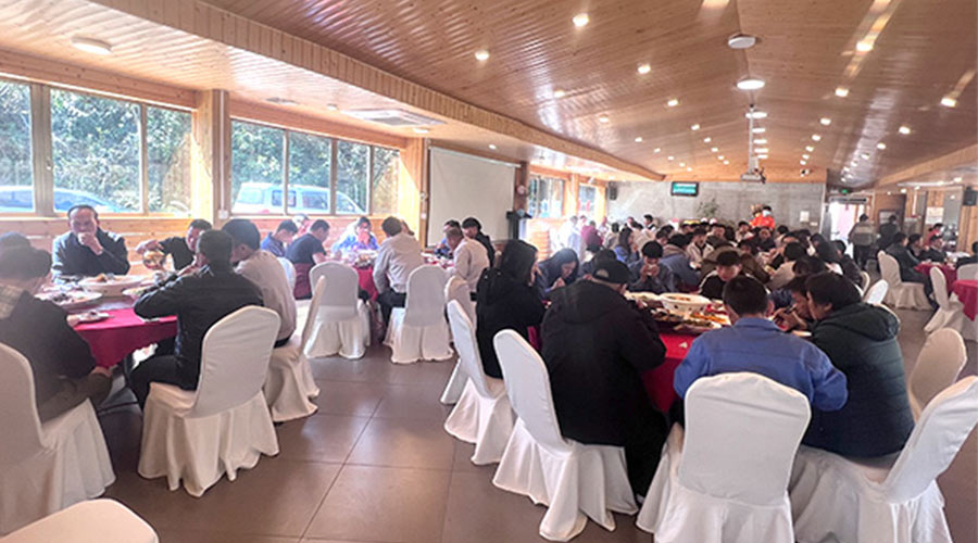 金環(huán)電器開工宴！吃飽喝足加油干迎戰(zhàn)2023！