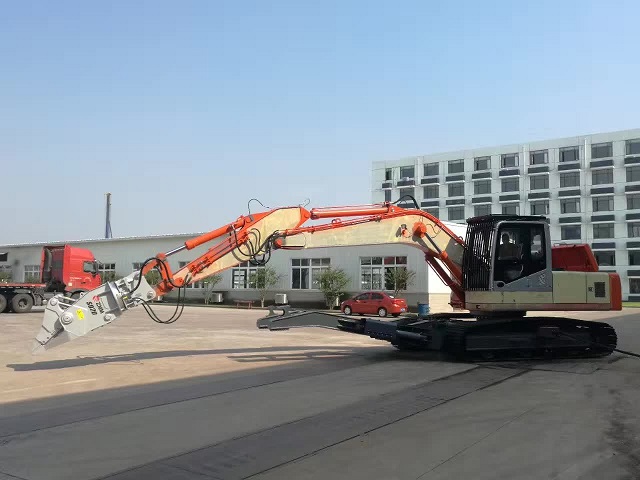 報廢汽車拆解機.jpg